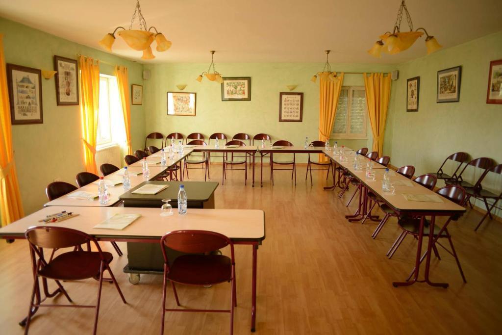 Le Pre Serroux Champagney Екстер'єр фото